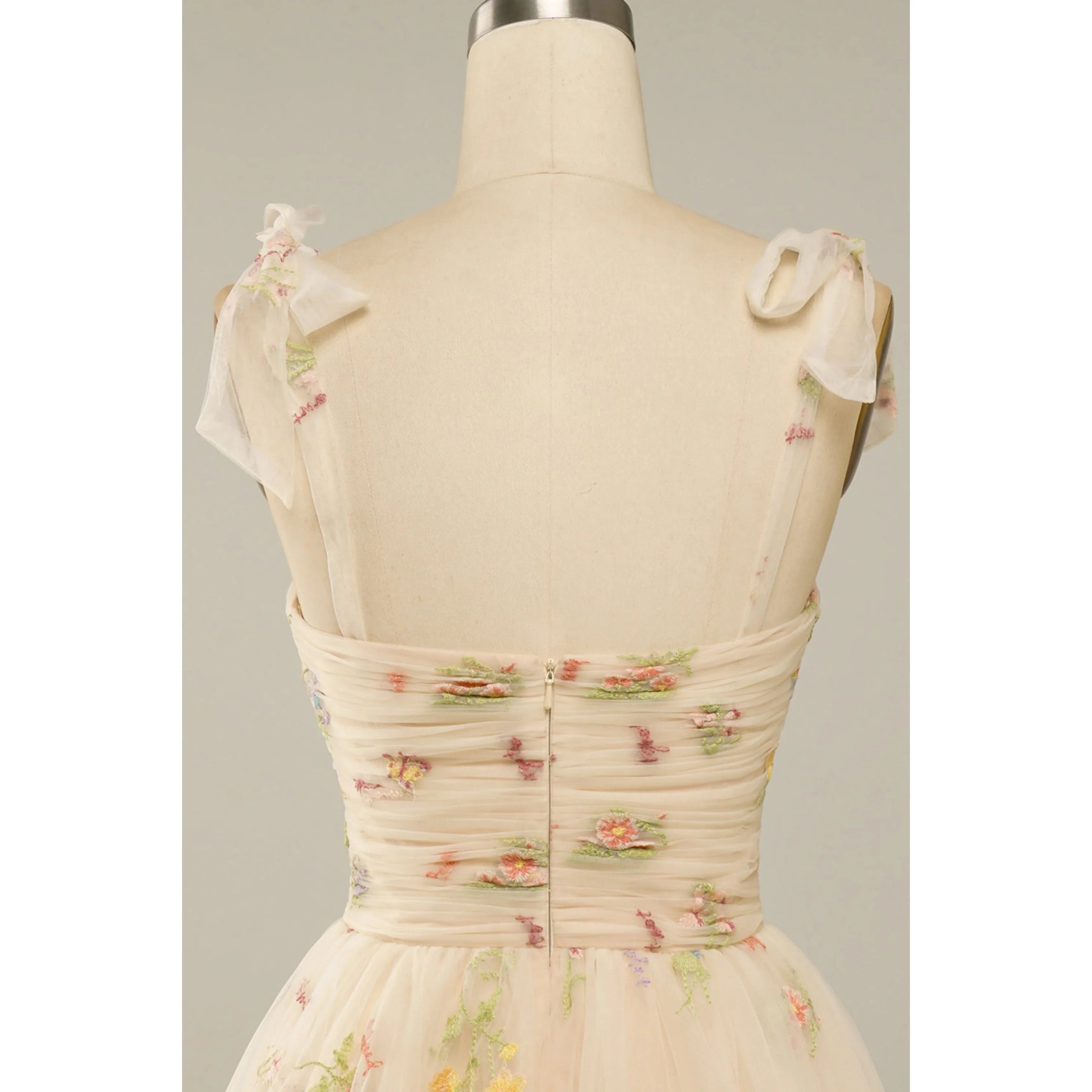 Femmes Robe de Bal | Tulle Brodé Premium