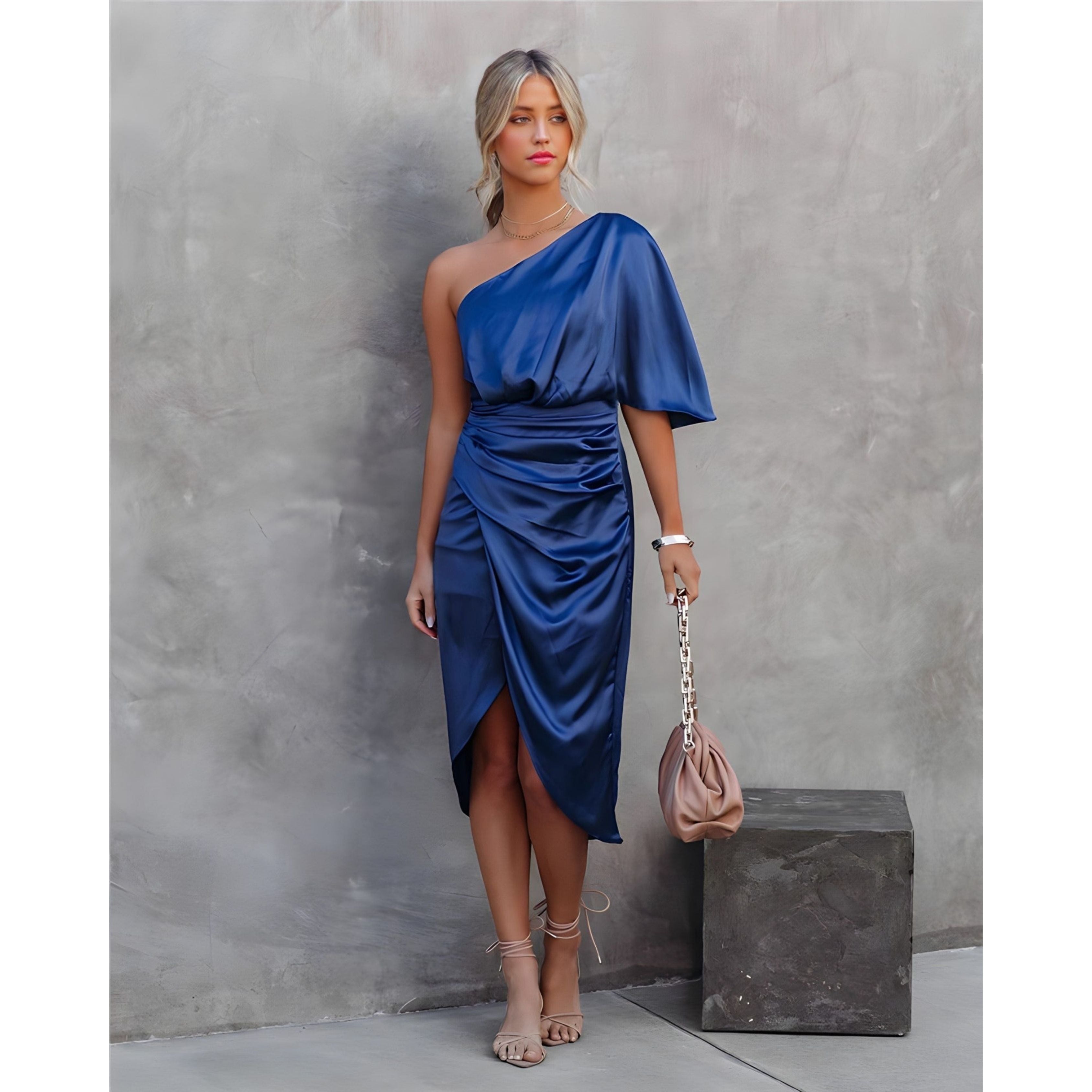 Andréanne | Robe Cocktail Pour Femme | Asymétrique